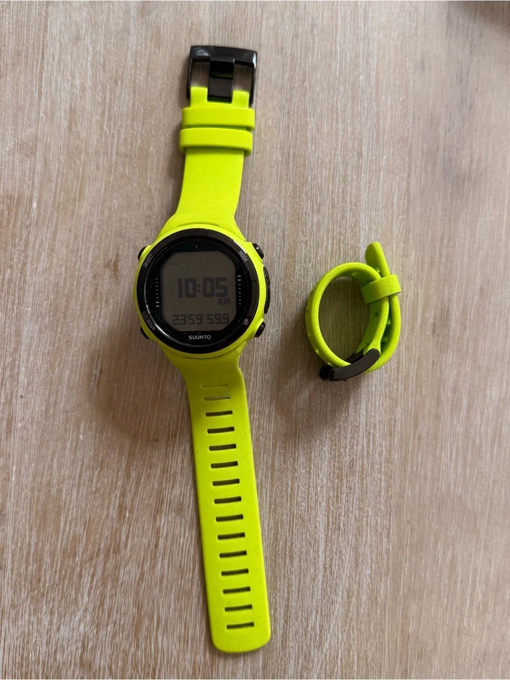 Suunto Neon Lime GPS Sports Watch with Extra Lime Strap